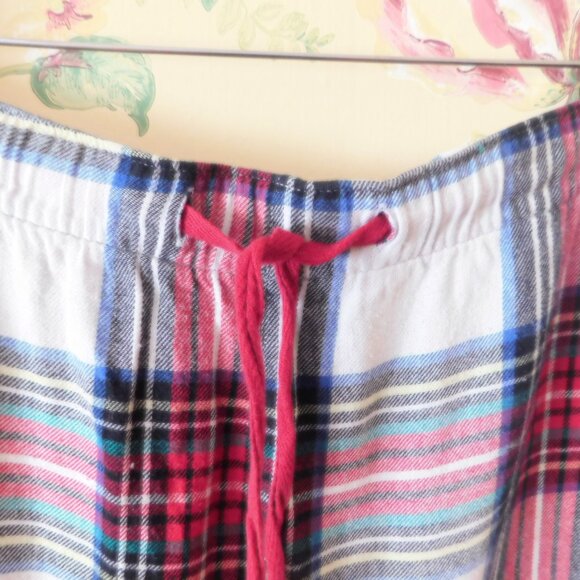 🦔🐾 Varsity Plaid Drawstring Lounge Pants🦔🐾 - Picture 2 of 11